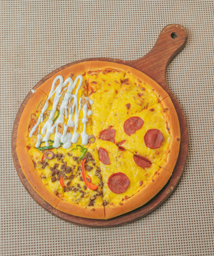 بيتزا إيطالي  4 سيزون